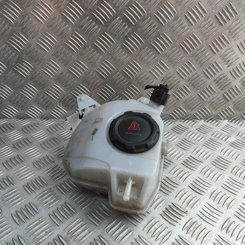 VW Polo AW1, BZ1, AE1 Kühlmittelausdehnung Tank 2q0121407d 2.0 Benzin 31954437