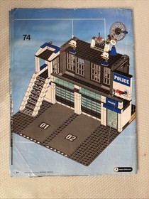 LEGO CITY Police Station 7498 With Vehicles