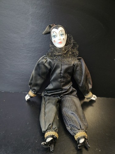 Vintage 16" Porcelain Pierrot Harlequin Doll Figurine Clown Black Gold FREEPOST - Bild 2 von 9