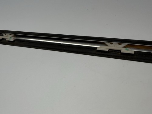 2002 - 2006 Mini Cooper RIGHT REAR Quarter Belt Line Trim Chrome 51367071672 - Picture 15 of 19