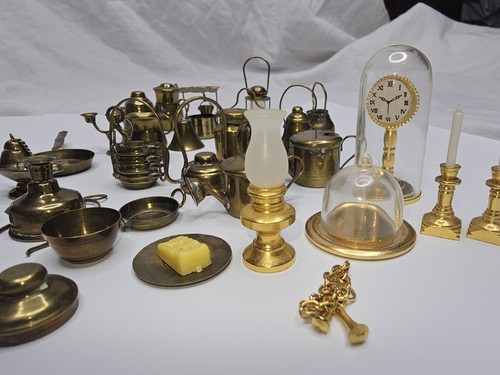 VINTAGE MINIATURE BRASS COPPER Lot Collectibles Doll House Candles Lantern Clock - Picture 3 of 9