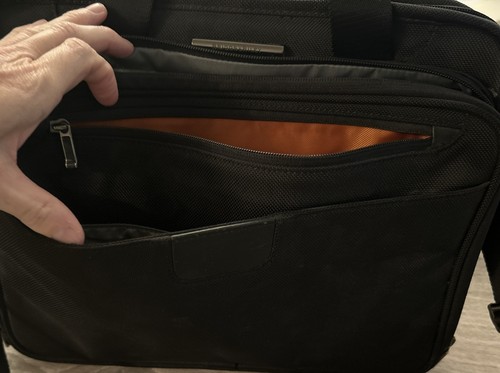 Briggs & Riley Travelware Torba na laptopa 15"x 12" Kabina Czarna Podręczna KBC101-4 Ret. - Zdjęcie 4 z 16