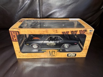 M2 LUNATI BOOTLEGGER 1970 DODGE CHALLENGER R/T HEMI 1:24 MATTE BLACK WALMART*