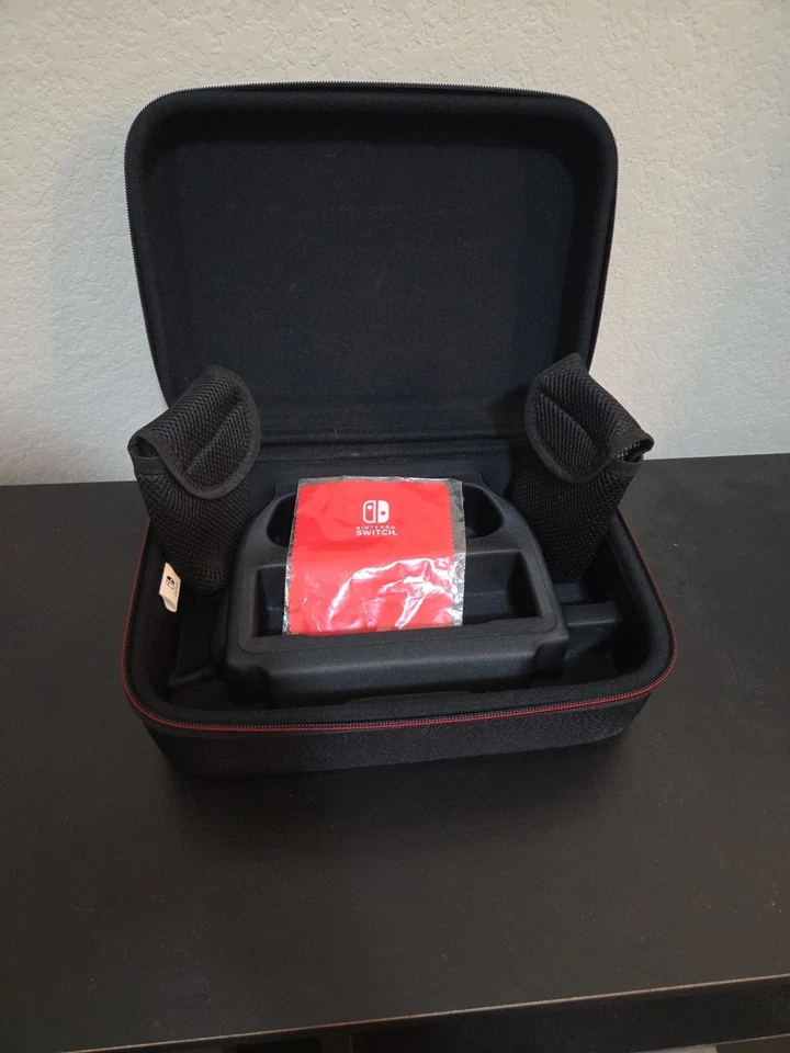 Nintendo Switch Game Deluxe Traveler System Estuche de Transporte Negro RDS Industries Foto 4 de 4