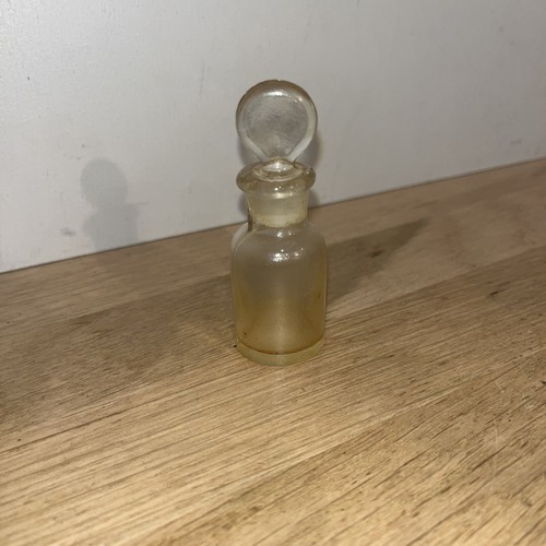 Lot De 6 Différents Anciens Flacons En Verre Flacons D’apothicaire Pharmacie - Picture 9 of 11