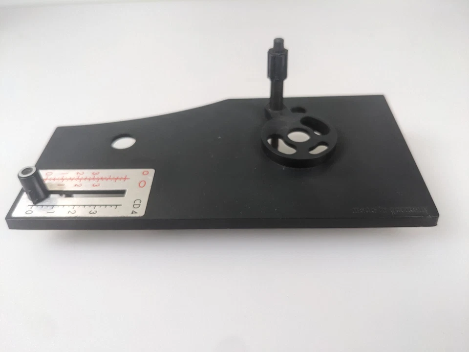 Piezas vintage Perpetuum Ebner PE 3048: engranaje, logotipo, carcasa, palancas, rueda loca y más Foto 4 de 4