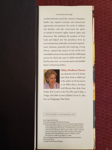 Hillary Clinton, LIVING HISTORY *SIGNED* 2003 HCDJ First Edition (14039) - Picture 6 of 8
