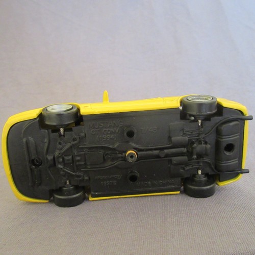 622D Vintage 1997 NewRay Ford Mustang Mark IV GT Convertible Open Yellow 1:43 - Picture 6 of 6