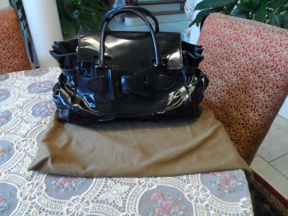 Bolso Gucci "Queen" de cuero negro con asa superior Foto 2 de 4