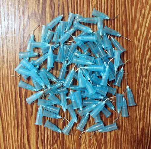 100pcs 25G Dental Pre Bent Flow Needle Tips Light Blue For application - Picture 2 of 6