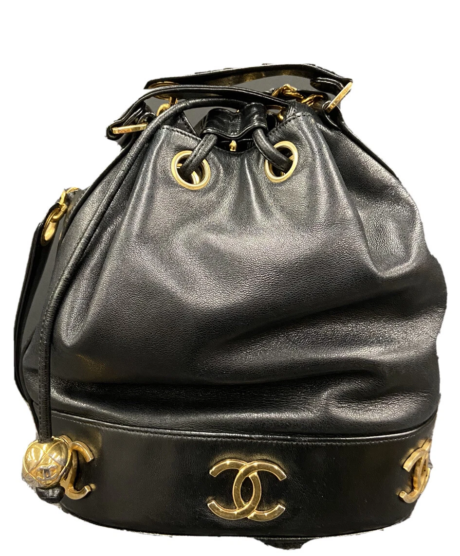 Chanel Flap Bag Black Caviar Leather - Gold Hardware