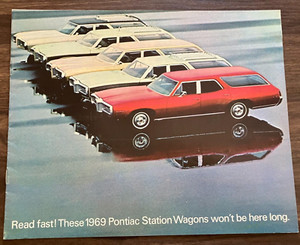 1969 Pontiac Station Wagons - Vintage 16-Page Dealer Sales Brochure Catalog NM