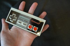 Men's Belt Buckle Novelty Nintendo NES Controller Videogame Metal D Curved 2011