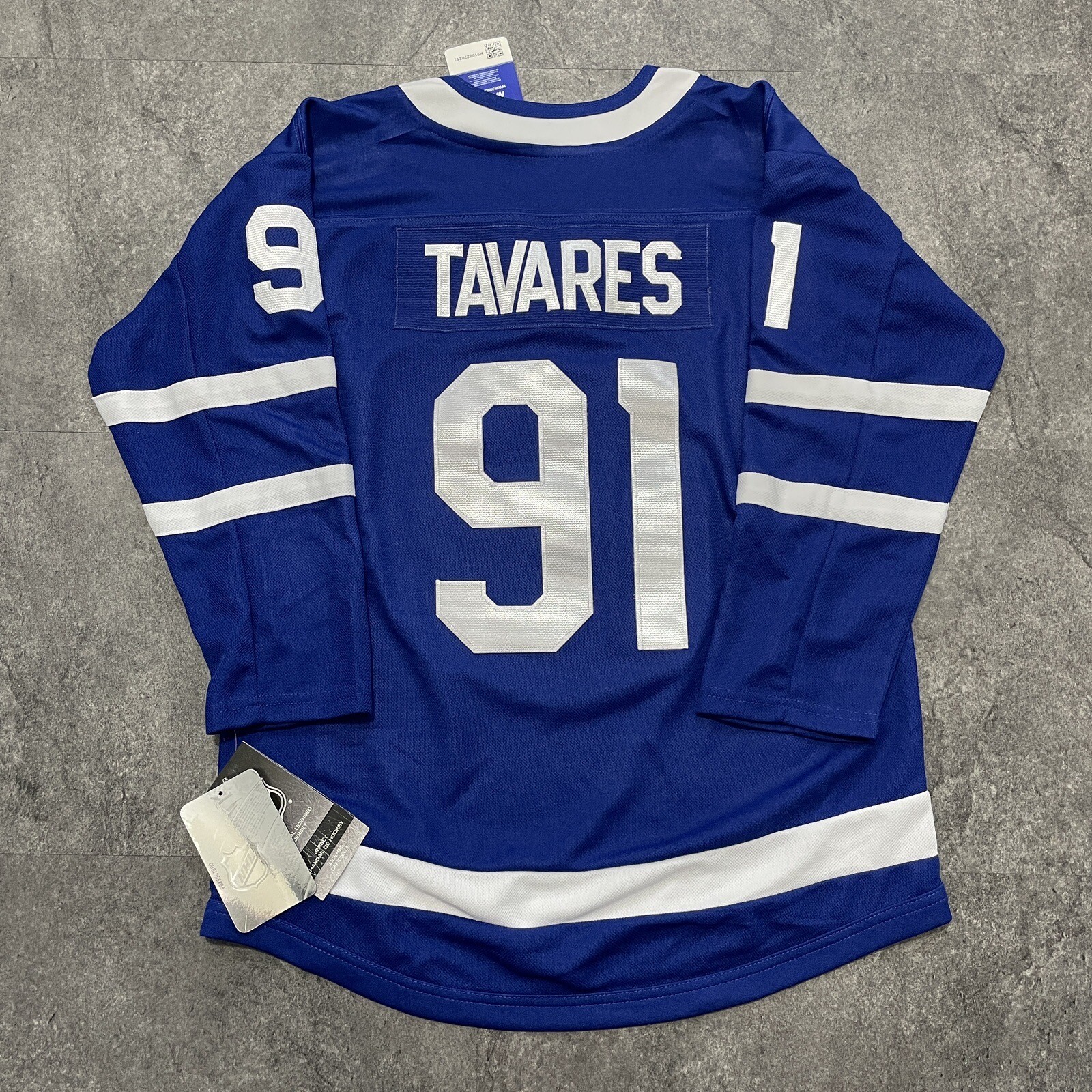 Toronto Maple Leafs John Tavares 91 NHL Youth Hockey Jersey Size L