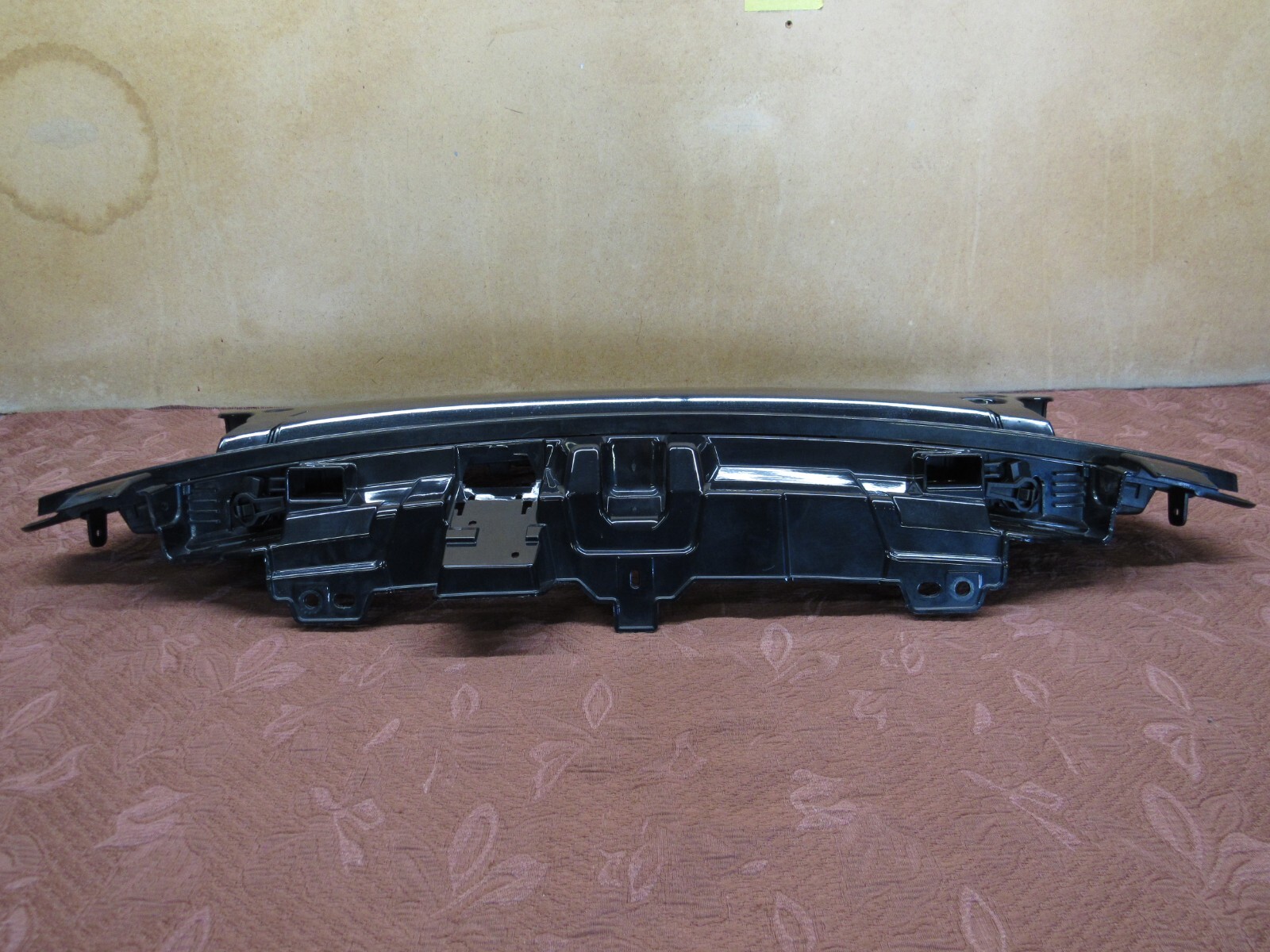 Picture 4 of 9