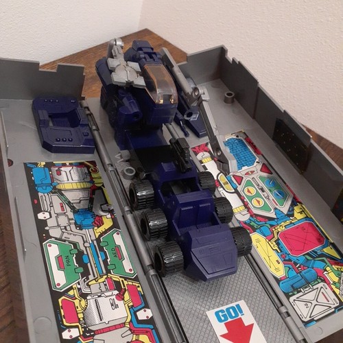 Optimus Prime Near Complete Vintage 1982 G1 Transformer Hasbro Action Figure - Picture 7 of 10