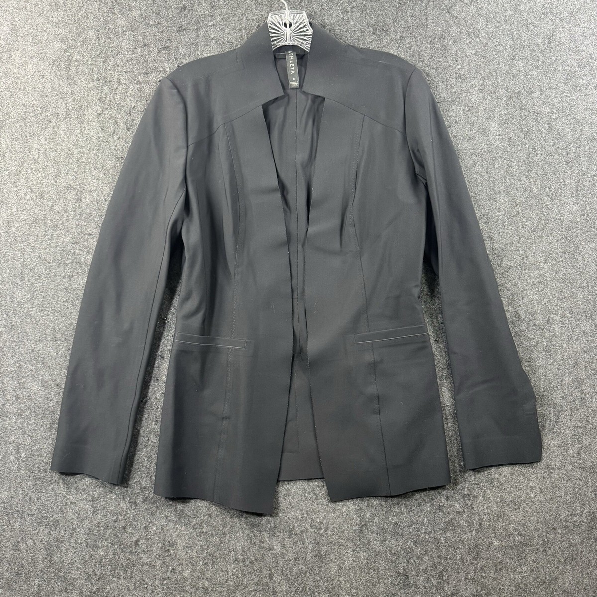 ATHLETA フード付きブラックウォーマー Athleta Downtown Puffer Jacket size LT Large Tall Black