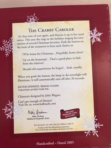 MAXINE THE CRABBY CAROLER Hallmark Keepsake CHRISTMAS ORNAMENT Sound Magic Light - Picture 2 of 2