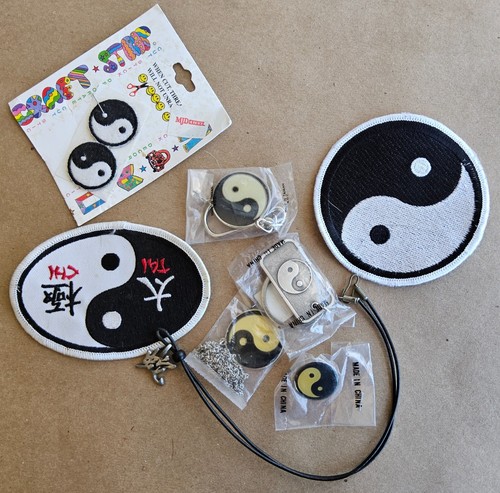 Zestaw Ying Yang - 8 sztuk przedmiotów Ying Yang patrz opis