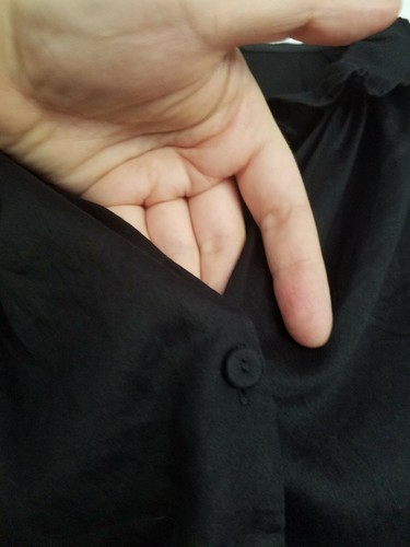 Women's Talbots 100%FineCotton Black Ruffle Incredibly Soft Lightweight Shirt 12 - Picture 7 of 12