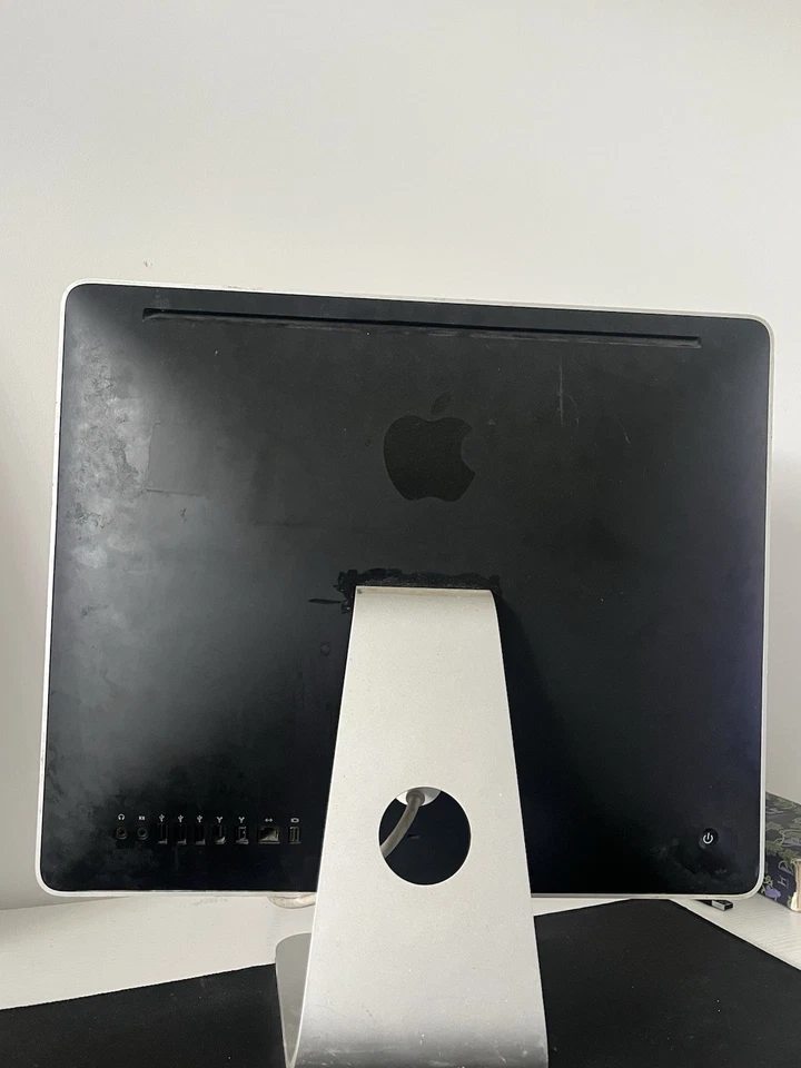 Apple iMac A1224 20-inch Desktop Computer MA876B/A, August 2007 (With Logic pro) - Image 2 of 3