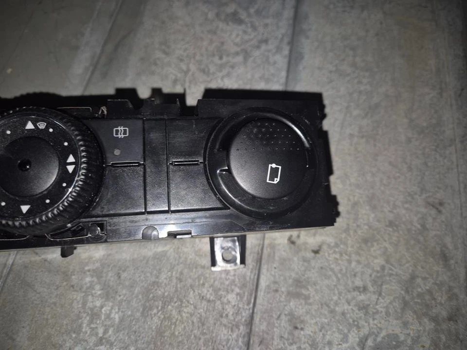 Comando Di Controllo Clima Elettronico Per Mercedes Sprinter W906 2016 - Imagen 4 de 4