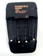 DURACELL CEF14N Rechargeable NiMH CLASS 2 Battery Charger