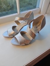 Life Stride Women's Size 9 Silver Heel Sandal