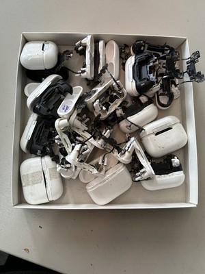 Apple AirPods Pro 1 Ladecase Model A2190