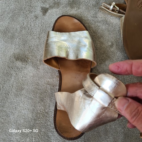 H by Hudson.Gold Leather, Ankle Strap Sandals. Size8. Cost £120. sold out - Imagen 7 de 14