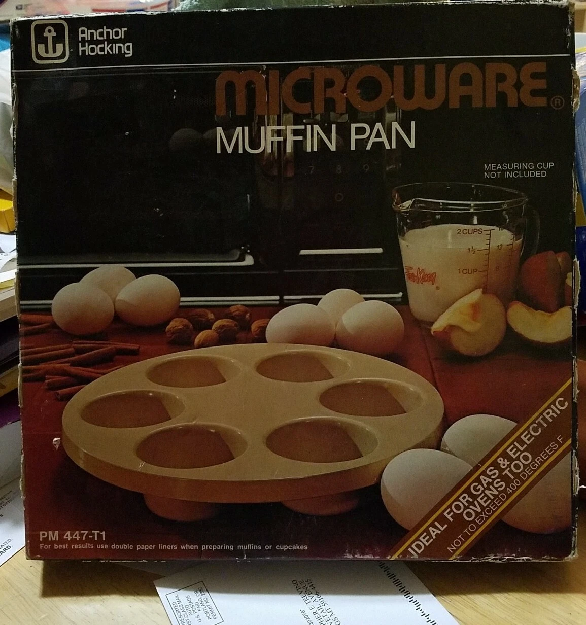 NEW Vintage Anchor Hocking Microwave Muffin Tin Pan 9-3/4" NEW IN BOX PM447-T1