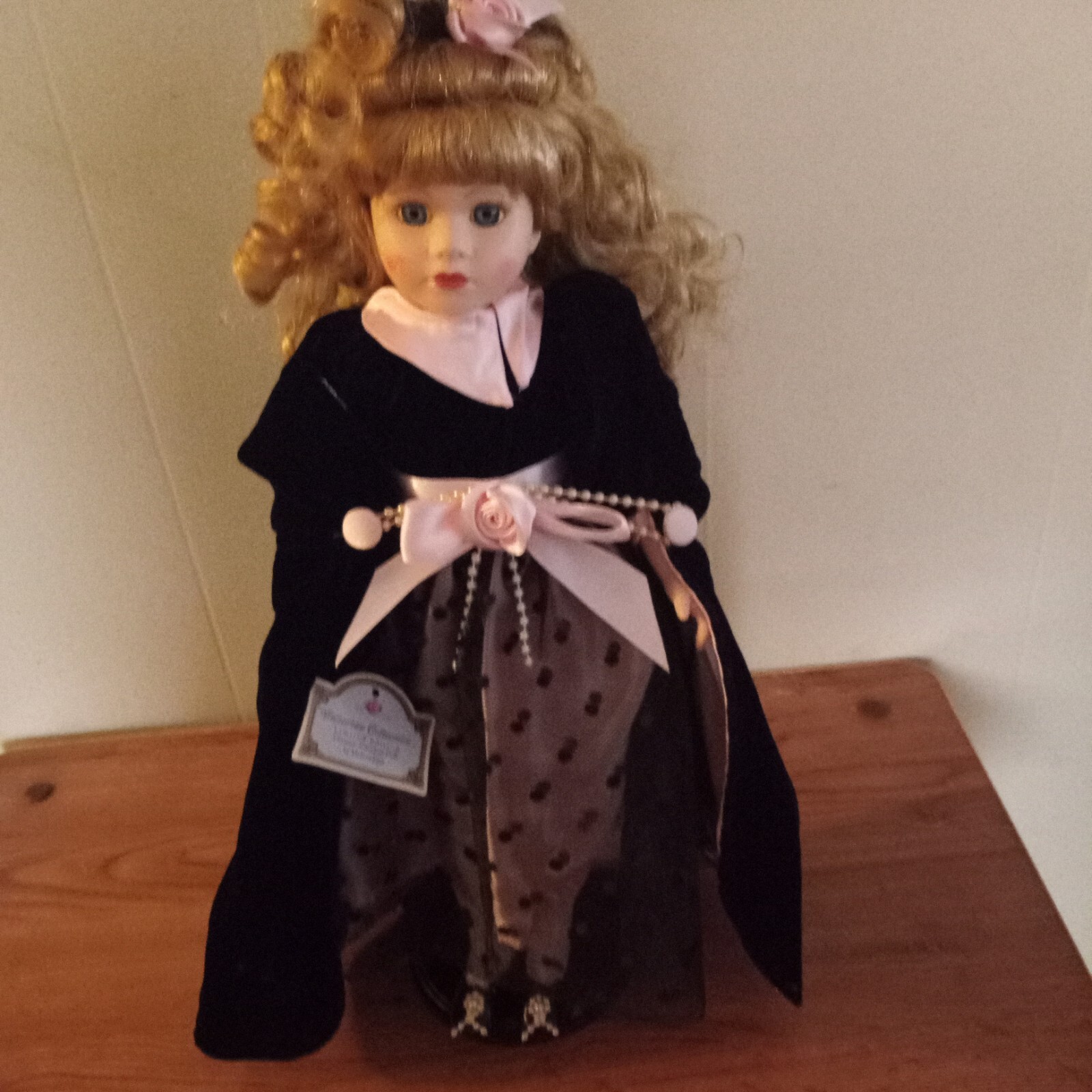 Victorian limited edition porcelain doll.melissa Jane 16"1980,s eBay