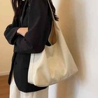 Foto 14 di 33