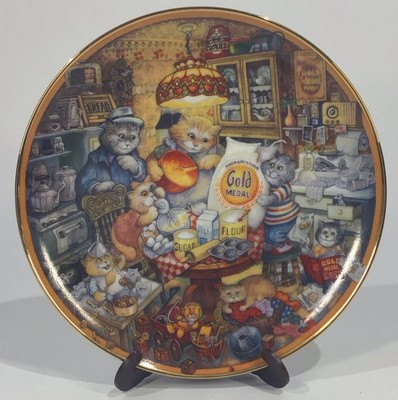 Franklin Mint Bill Bell Heirloom Collector's Cat Plate- Gold Medal 115th