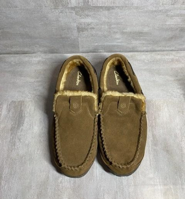 Clarks Shoes Mens Size 10 Brown Suede Moccasin Slippers Faux  display picture 3