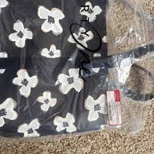 Thirty One Signature Tote Bag Scattered Flowers Smooth Pebble Black White NEW