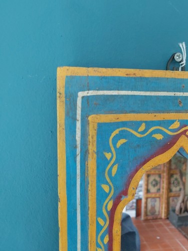 ESPEJO DE MADERA TEMPLO PINTADO A MANO INDIO VINTAGE - 54cm x 19cm - Imagen 11 de 15