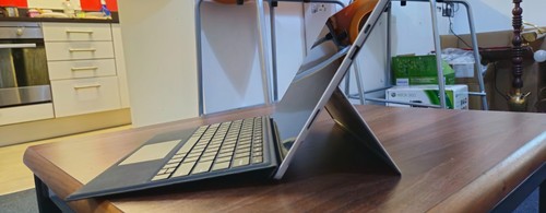 Microsoft Surface Pro 7 (1796) 12" Touchscreen | i7-1065G7 | 1TB SSD | 16GB RAM - Picture 17 of 24
