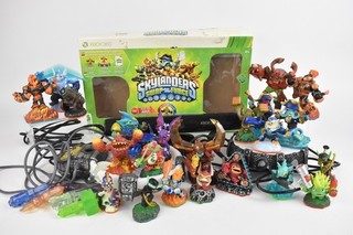 Skylanders Swap Force Starter Pack Xbox 360 Portal of Power Characters Untested