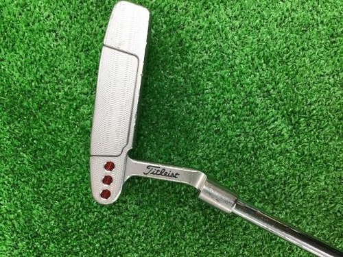 Scotty Cameron Select Newport 2018 Putter 34 in Steel - Picture 2 of 6