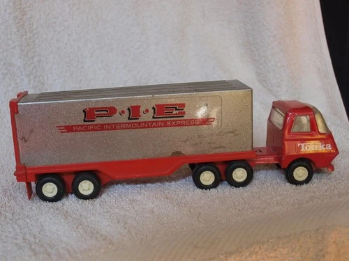 Vintage Tonka P.I.E. Semi Truck Trailer Die-Cast Metal Tractor #55010