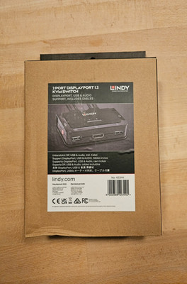 LINDY 42344 KVM Switch DisplayPort 1.2 USB 2.0 und Audio Cable  für 2 Ports
