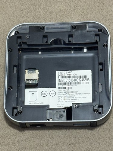 NETGEAR Nighthawk M1 MR1100 Hotspot (AT&T) w/ SIM Card 2x Batteries NO USB CABLE - Photo 5/8