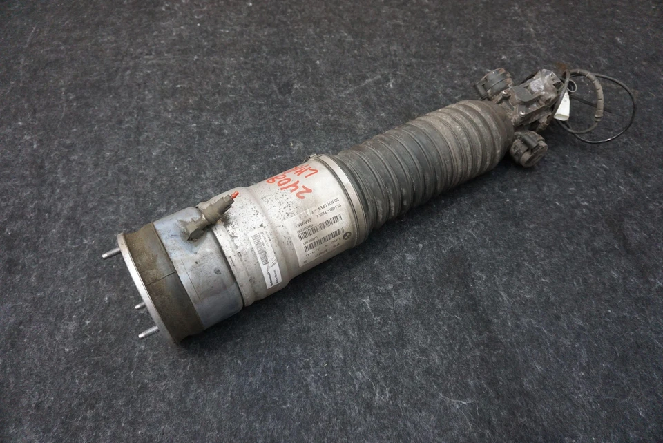 Conjunto de puntal de suspensión neumática trasera izquierda OEM 37126858813 BMW 760i F02 2013-14 Foto 2 de 4