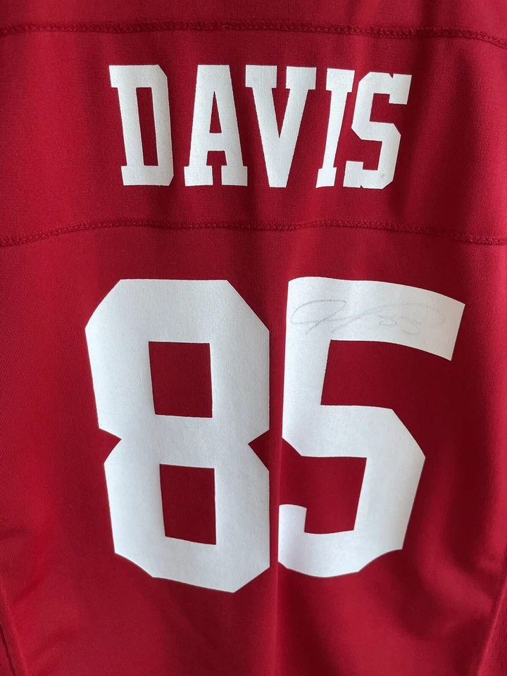 Camiseta Nike San Francisco 49ers Roja Autografiada Vernon Davis #85 Usada en Excelente Condición Talla Juvenil Lg Foto 2 de 4