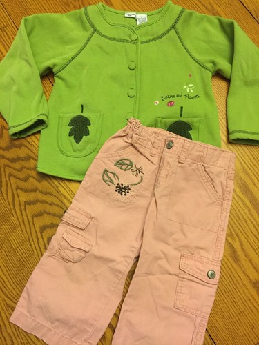 PARISIAN KIDS Green Embroidered Appliqued TOP & Old Navy Pink Crop PANTS, Size 5 - Picture 2 of 6