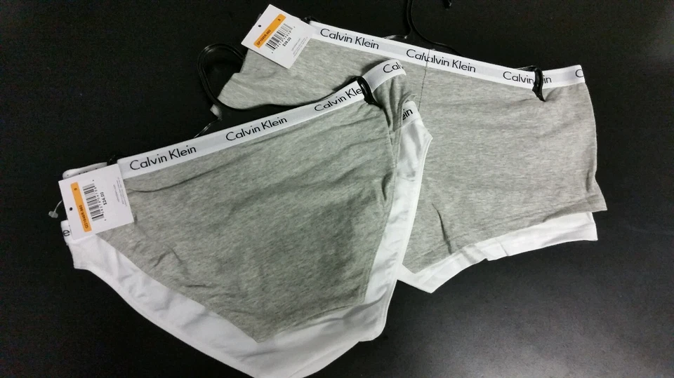  4 件装 CALVIN KLEIN BIKINIS 和 BOYSHORT,尺寸 S — 第 2/4 张图片