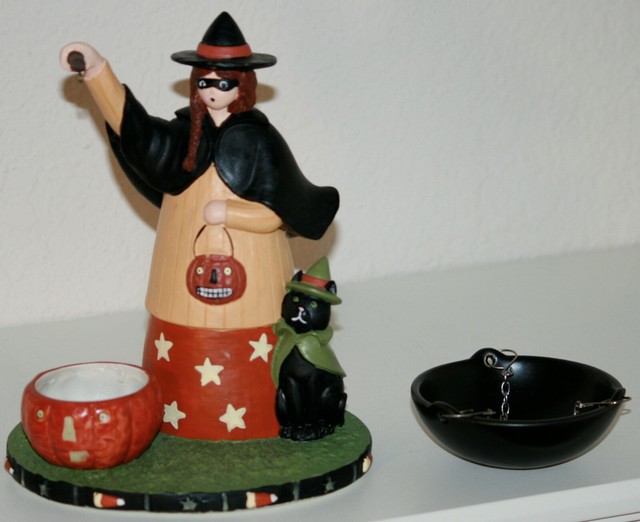 Halloween Yankee Candle WITCH BLACK CAT Tart Warmer Burner Pumpkin