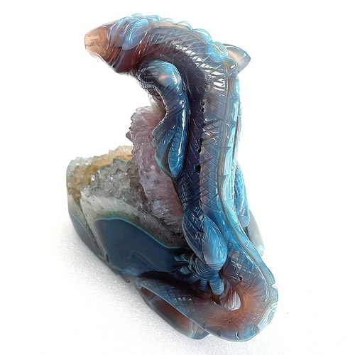 769g Natural Geode Agate Engraving Lizard Crystal Healing Realistic,collectible - Picture 9 of 10
