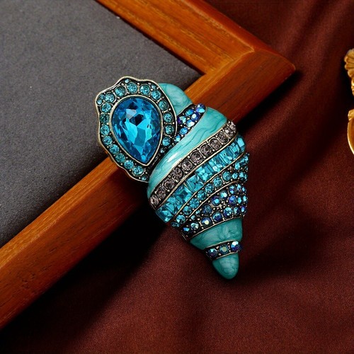 Vintage conch brooch blue enamel inlaid with rhinestones alloy marine shell pin! - Picture 1 of 7